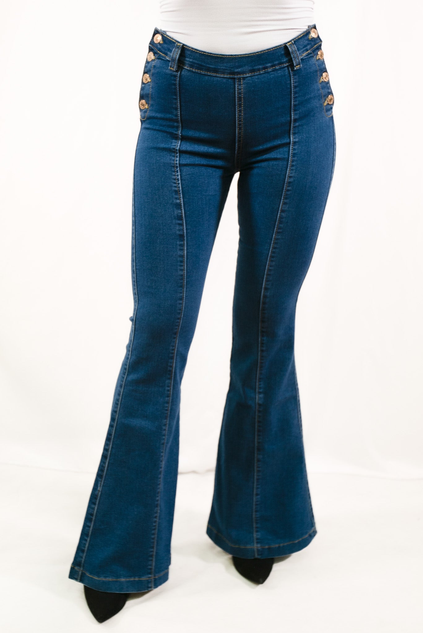 Bootcut Jeans con Botones